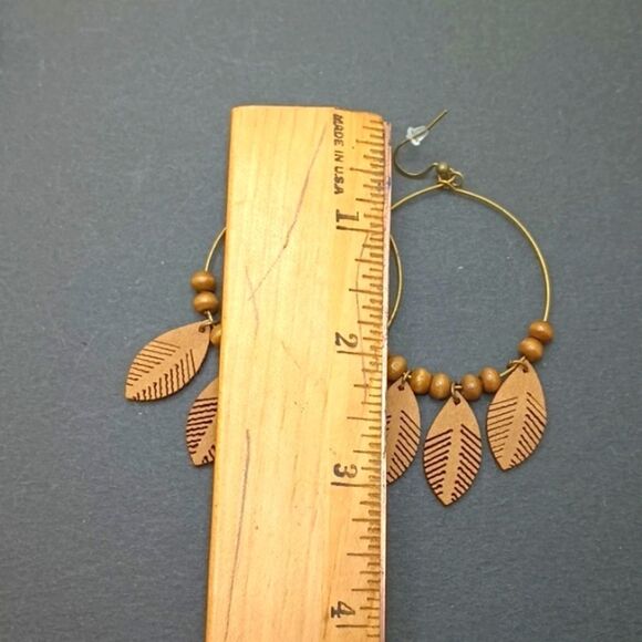 BRONZE boho wire hoop earrings beaded leaf dangle dream catcher - Picture 2 of 4